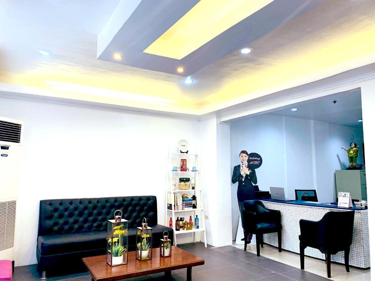 Crosswinds Hotel Paranaque City エクステリア 写真